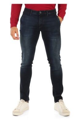 Antony Morato Slim Fit Jeans (2023) • Shop Slim Fit Jeans from Antony Morato  online at Miinto