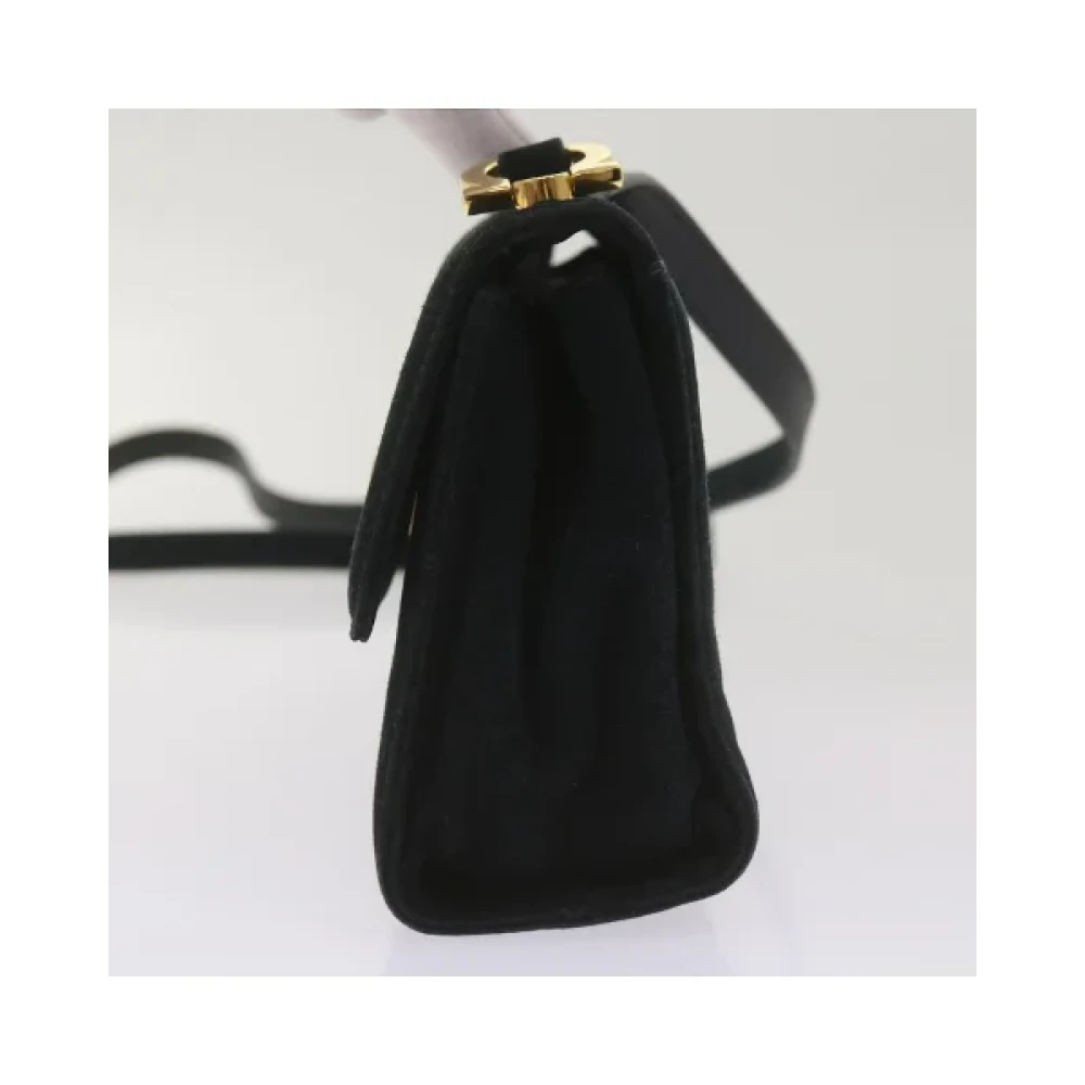 Salvatore Ferragamo Pre-owned Suede shoulder-bags Black Dames