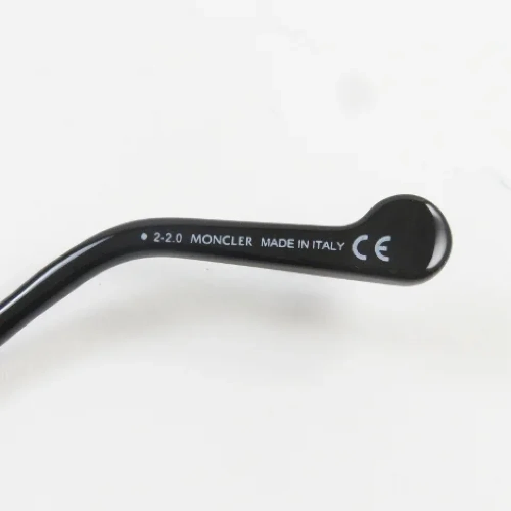 Moncler Pre-owned Fabric sunglasses Black Heren