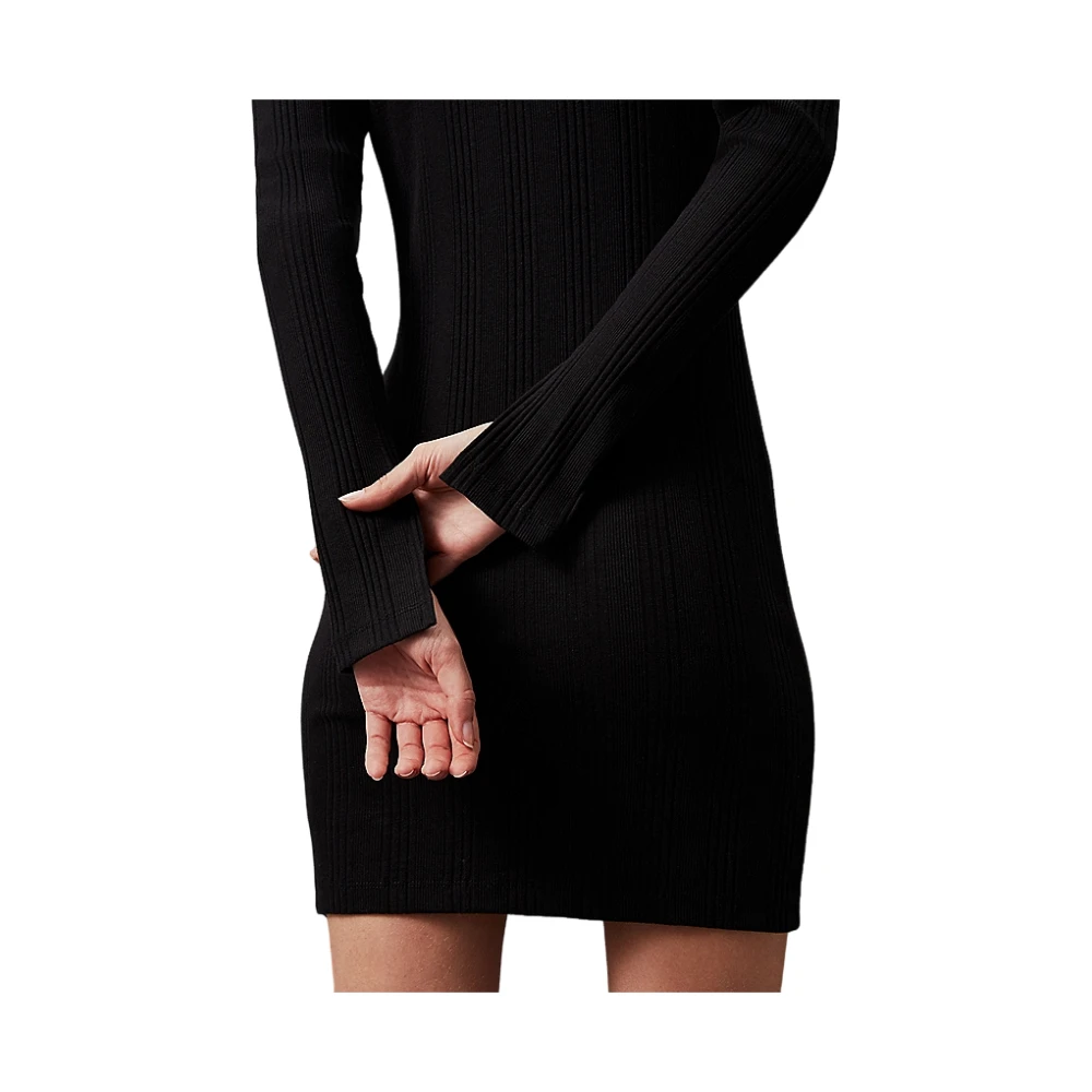 Calvin Klein Zwarte Geribbelde Slim Fit Jurk Black Dames
