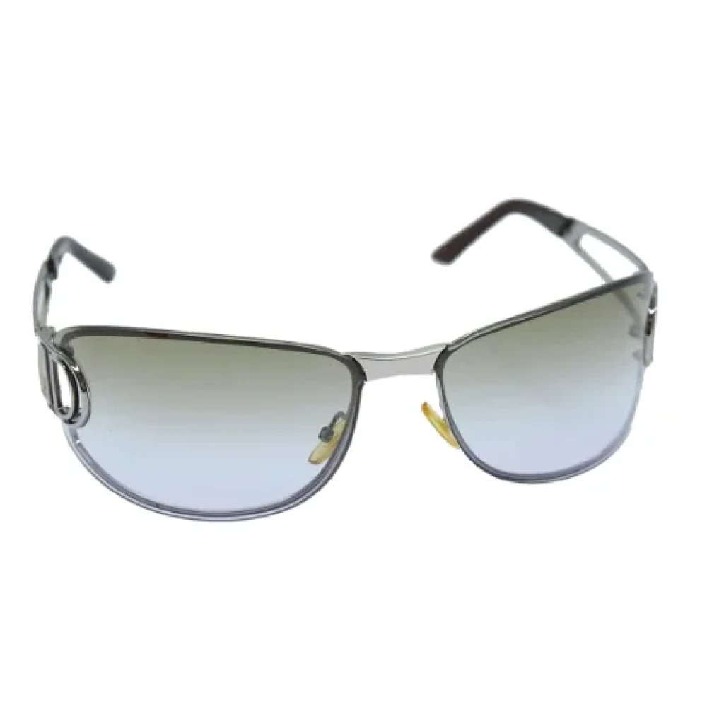 Pre-owned Metal sunglasses