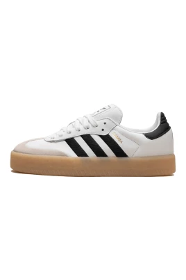 Sambae Sneakers