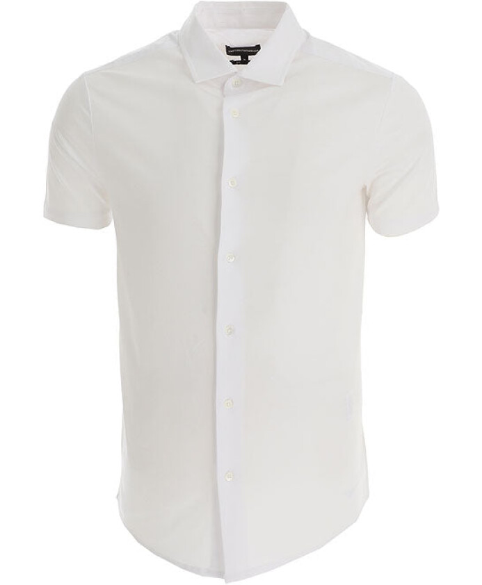 t-shirt-blanc-avec-aigle-en-relief