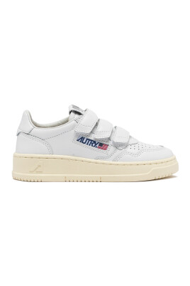 baskets-enfants-blanches-modele-essentiel
