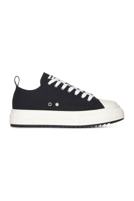 black-sneakers-for-men-ss25