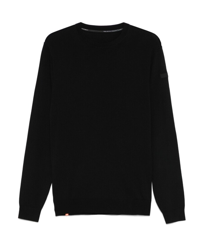 pull-noir-style-epure-coupe-confortable