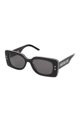 stylish-woman-sunglasses-diorpacific-s1u