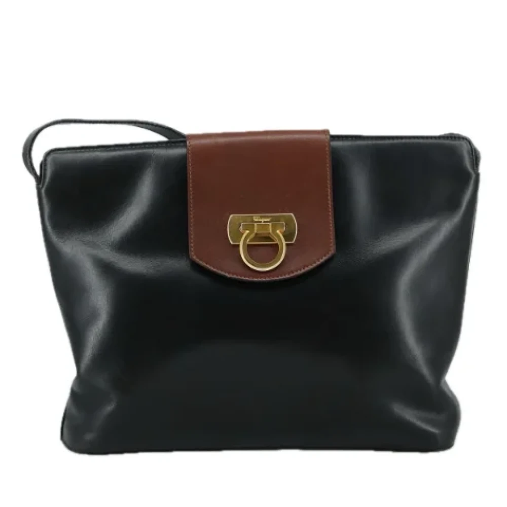 Salvatore Ferragamo Pre-owned Leather shoulder-bags Black Dames