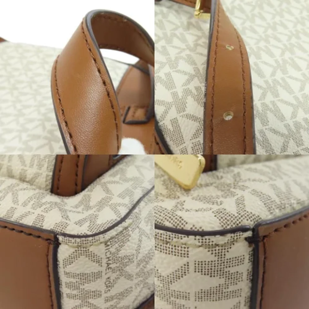 Michael Kors Pre-owned Fabric backpacks Beige Dames