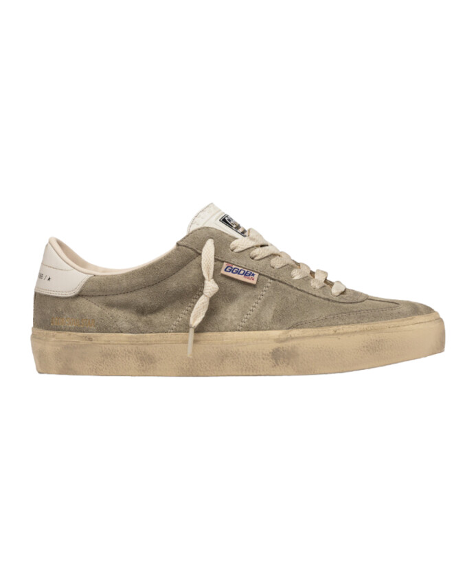 sneakers-italiennes-en-daim-avec-details-logo
