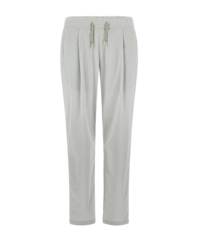 pantalon-chantilly-design-leger-et-respirant
