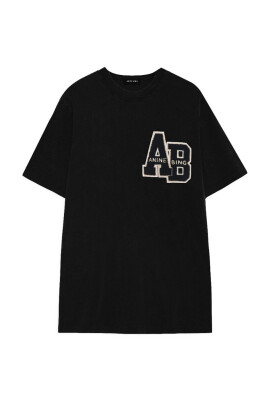 tee-noir-avec-logo-lili-toppe