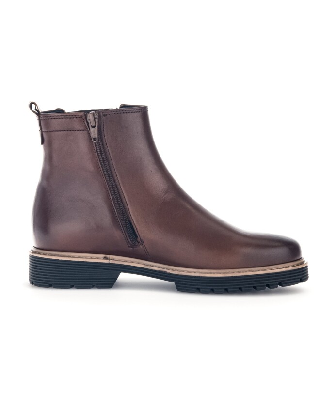 elegantes-bottines-en-cuir-avec-semelle-a-coussin-d-air