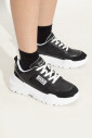 sneakers-avec-logo