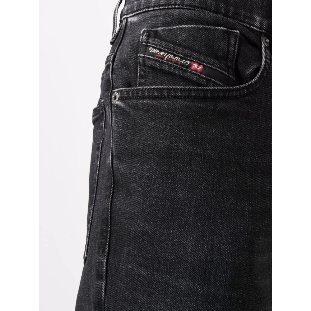 Diesel Slim-Fit Jeans Elevate Style Flatter Black Heren