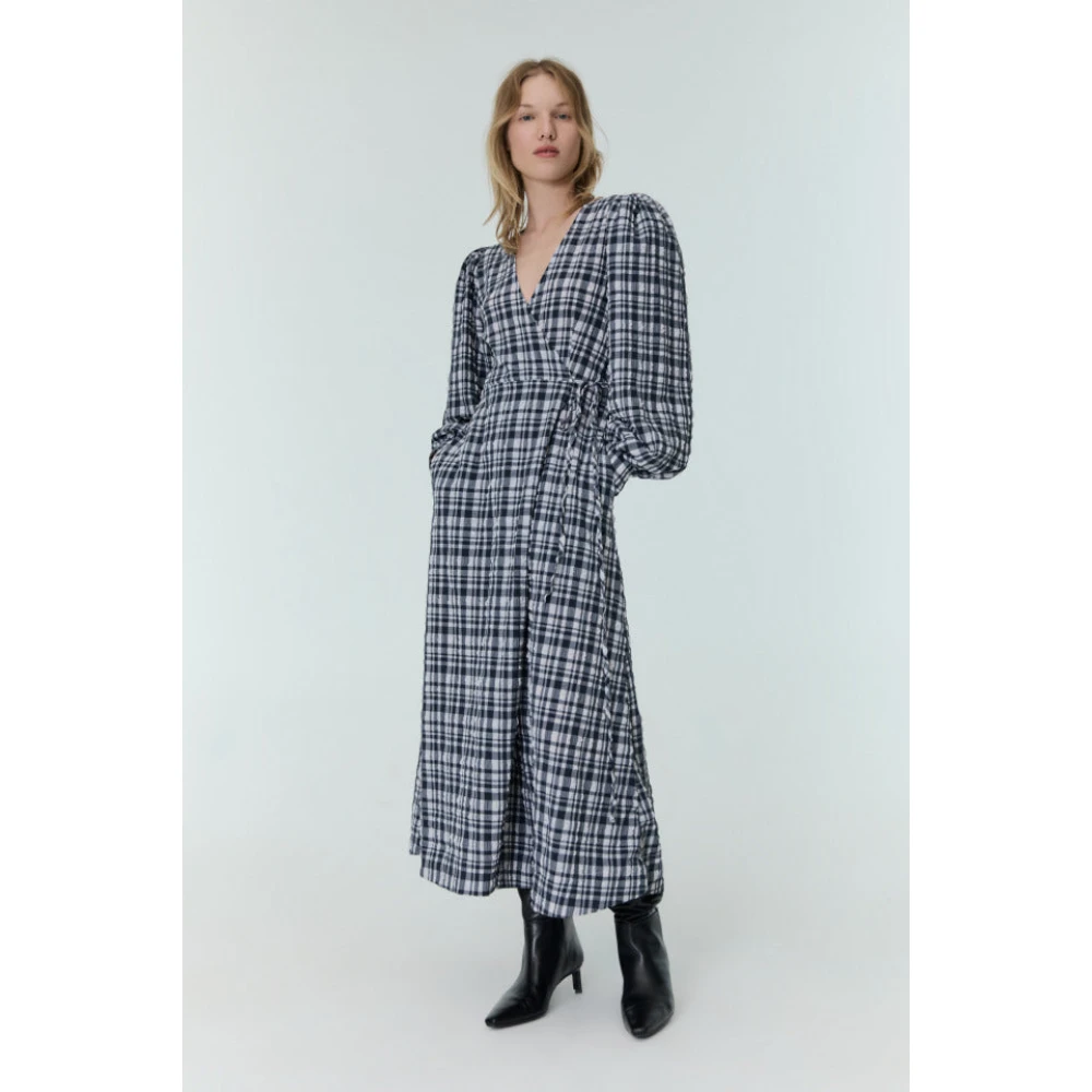 The New Society Seersucker Midi Jurk met Strik Detail Blue Dames