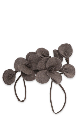 wool-brooch-pin