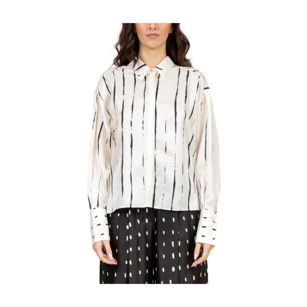 Blouses & Shirts > Shirts - - Alysi - Modalova
