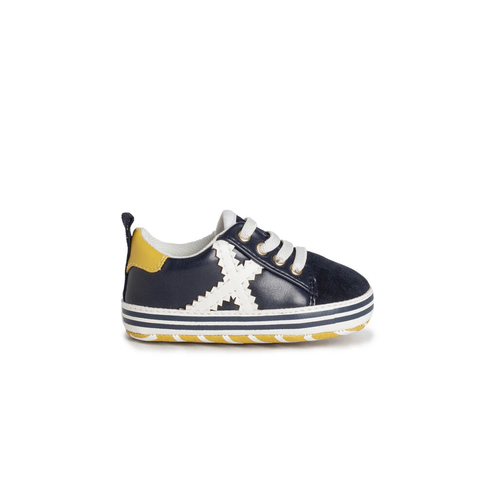Munich Boys Blue Kids Sneakers, 18 Eu, Trendy Men's Trainers