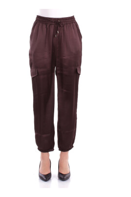 brown-sport-trousers-with-pockets