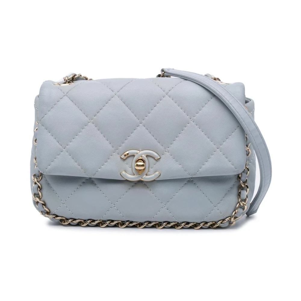 Chanel Vintage Women's Gray Pre-Owned Chanel Quilted Lambskin Crossbody