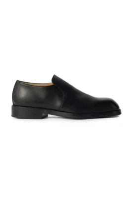 Formella loafers i blankt läder