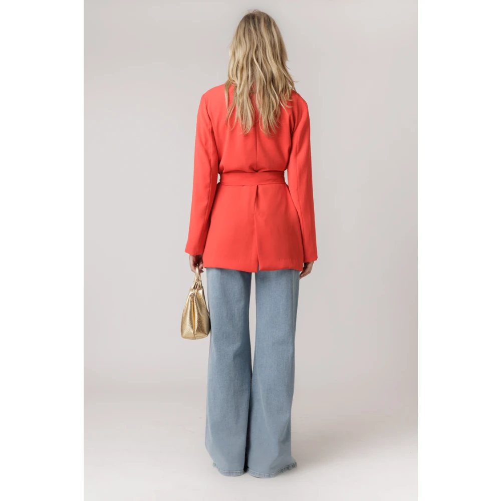 Ottod'Ame Koraal Blazer met Strikceintuur Red Dames