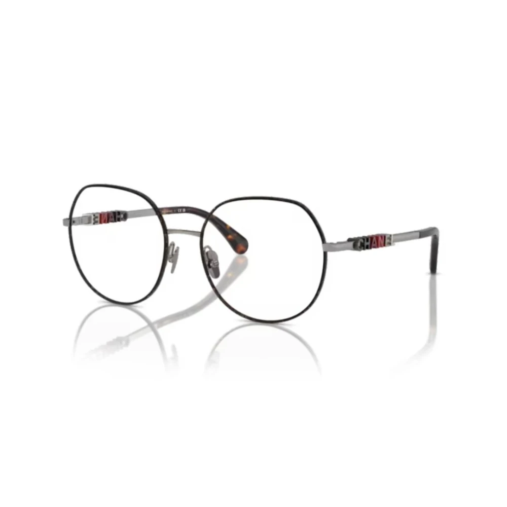 Chanel Stijlvolle zwarte zonnebril voor vrouwen Black Unisex