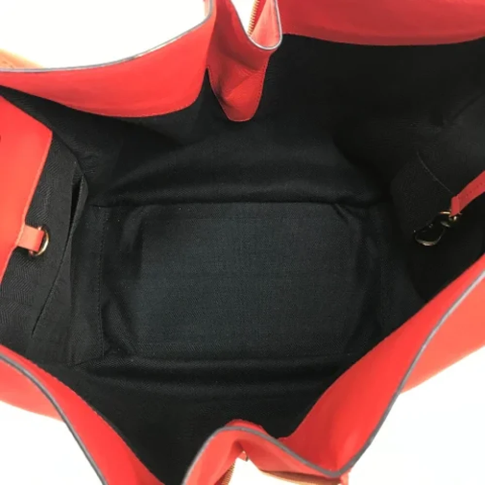 Loewe Pre-owned Leather handbags Red Dames