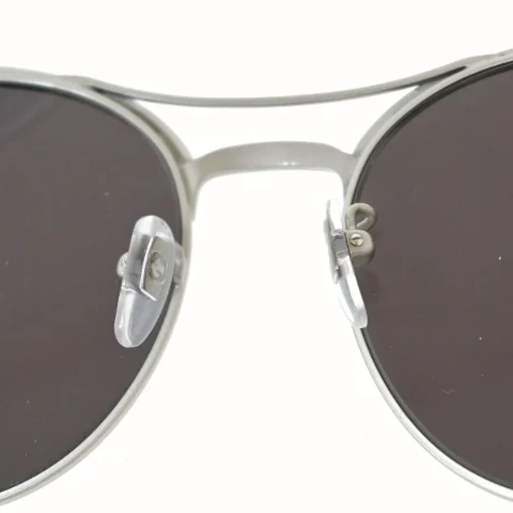 Gucci Vintage Pre-owned Metal sunglasses Gray Dames