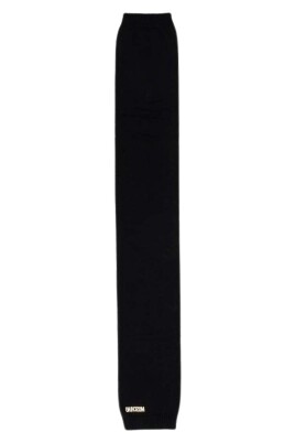 black-knit-wool-scarf