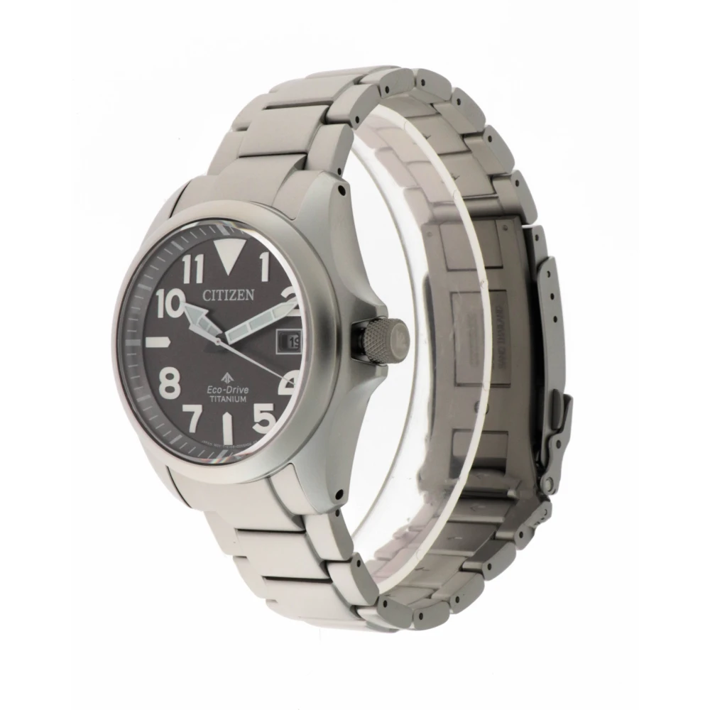 Eco drive shop citizen titanium