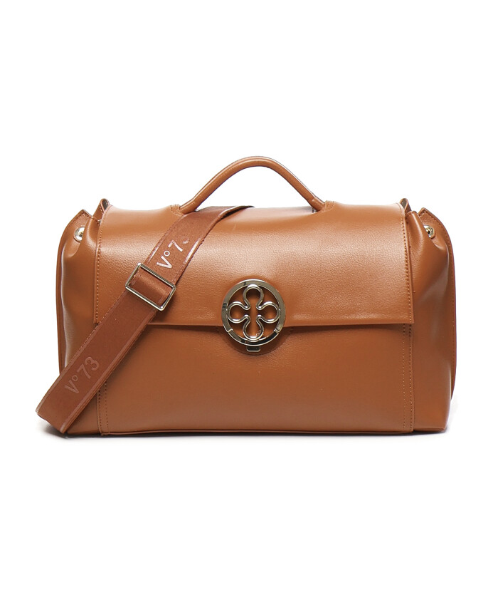 bruine-leren-tas-met-metalen-logo