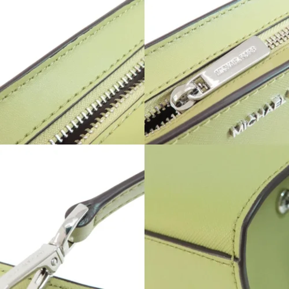 Michael Kors Pre-owned Leather shoulder-bags Green Dames