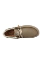 laced-shoes