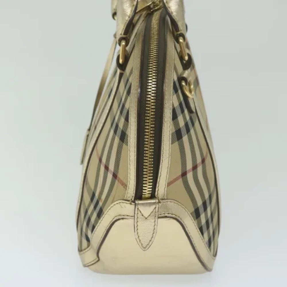 Burberry Vintage Pre-owned Nylon handbags Beige Dames