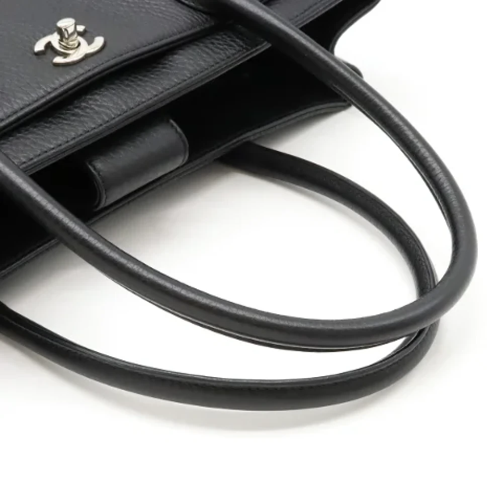 Chanel Vintage Pre-owned Leather totes Black Dames