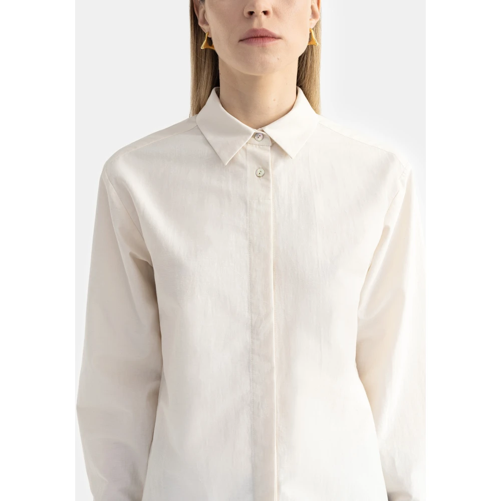 Aeron Vidal White Dames