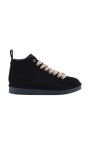 bla-sneakers-med-fuchsia-snoren