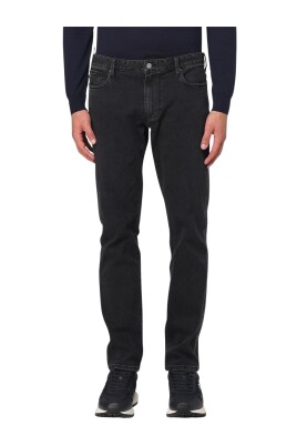 modern-grey-straight-leg-jeans