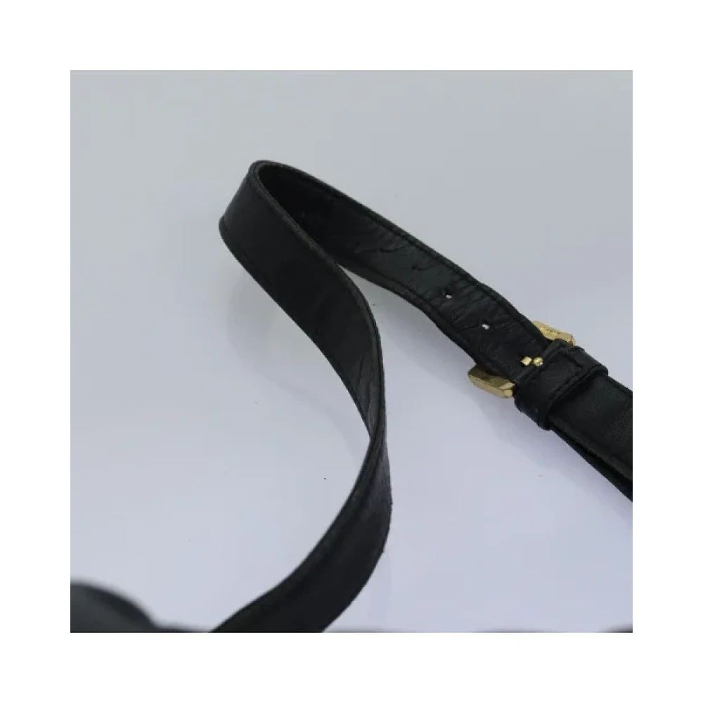 Loewe Pre-owned Leather shoulder-bags Black Dames