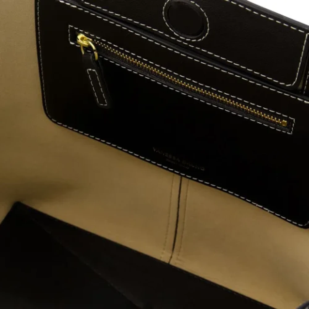 Vanessa Bruno Leather totes Black Dames