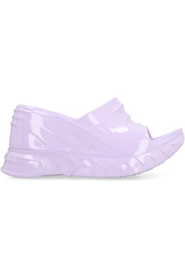 marshmallow-platform-sandals