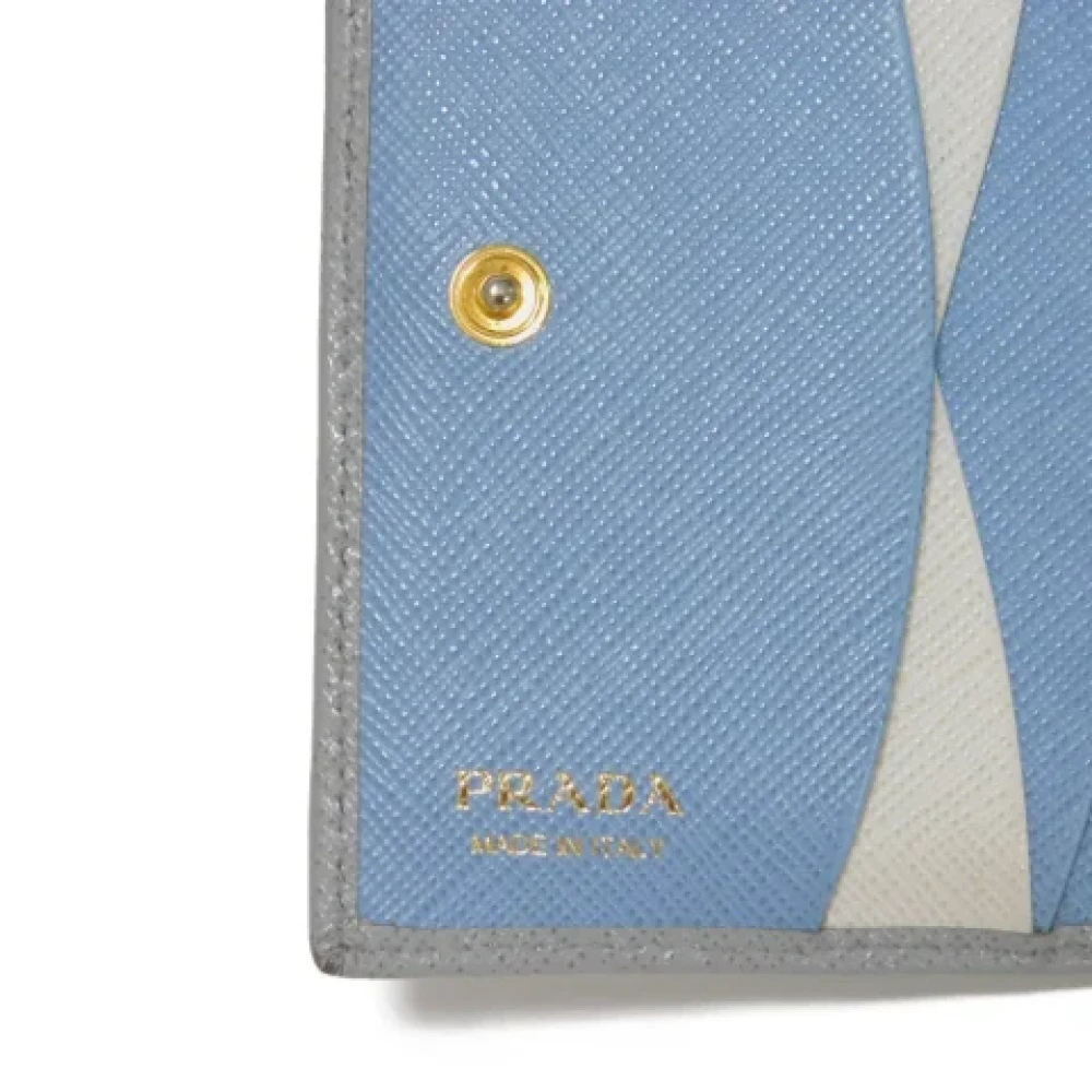 Prada Vintage Pre-owned Fabric wallets Gray Dames