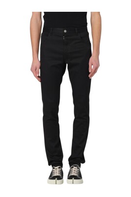 black-tapered-fit-5-pocket-jeans
