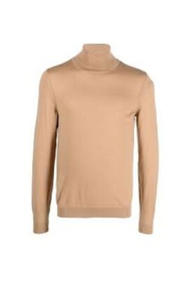 beige-dolcevita-sweater