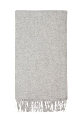 gray-knit-scarf