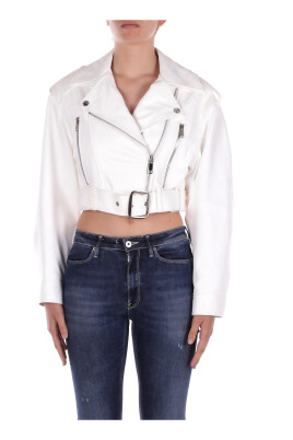 beige-leather-coat-with-zipper-and-buckle