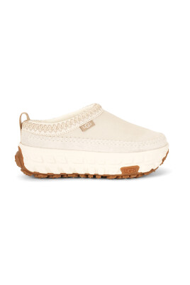 flat-suede-shoes-with-fabric-details