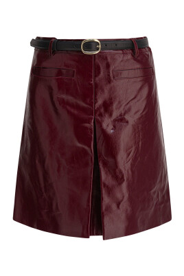 jupe-mini-en-cuir-bordeaux-aw25